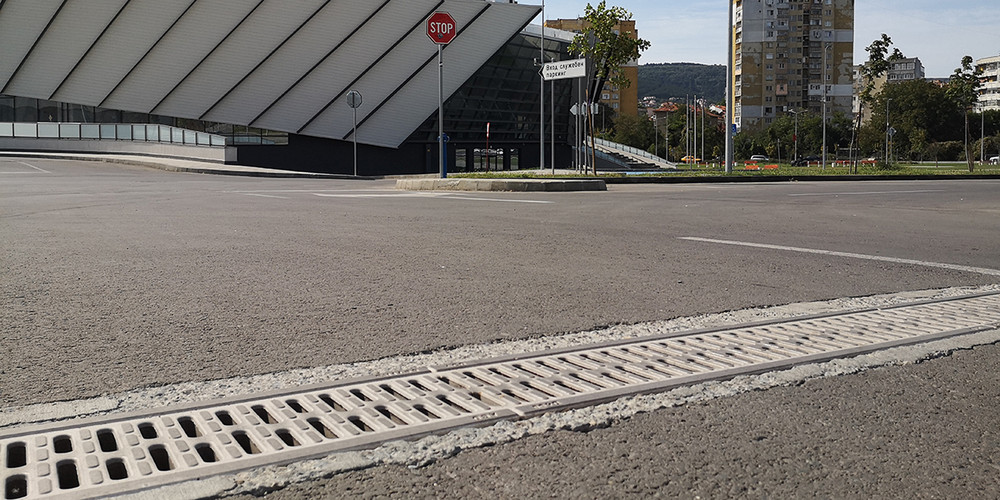 Arena Shumen Parking Left