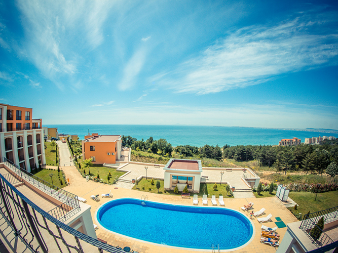 Premier Fort Beach Pool